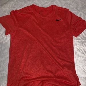 nike t-shirt